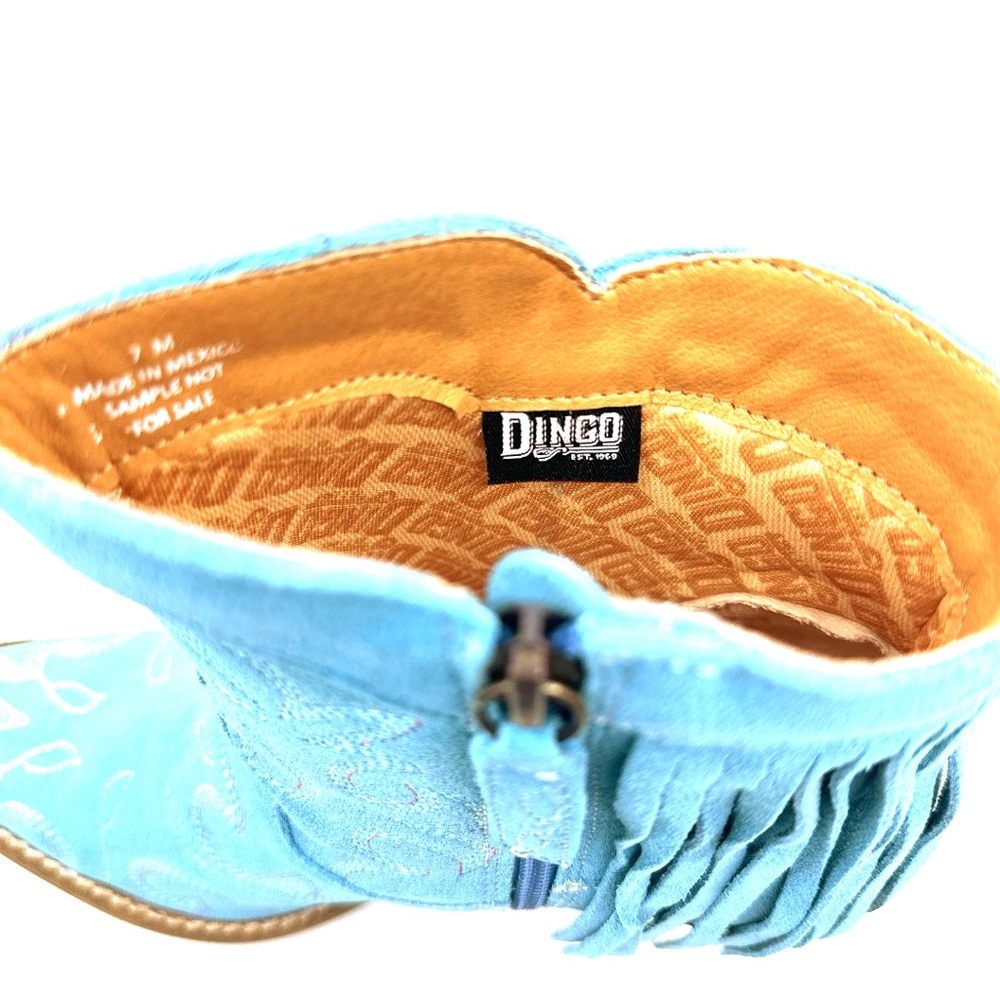NWOB Dingo Women’s Stylish Blue Embroidered Boots Size 7 - Picture 9 of 11